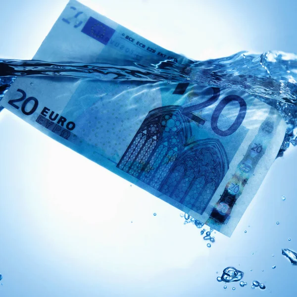 Ευρωπαϊκή Αντίληψη Περί Κρίσης Χρέους Κλείσιμο Τραπεζογραμματίων Ευρώ Που Βυθίζονται — Φωτογραφία Αρχείου