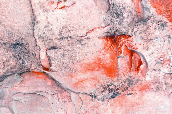 Koyu çatlaklı kırmızı mermer arka plan. Tasarım ve doku arka planınız için harika. Yatay resim.