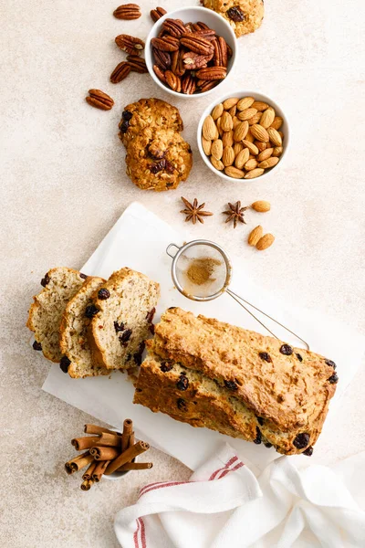 Fruitcake Cranberry Almond Pecan Nuts Sliced Wooden Board — Stock Photo, Image
