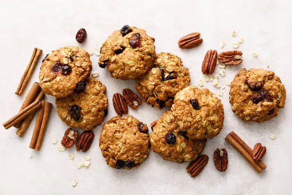 Oatmeal Cranberry Healthy Homemade Cookies Cinnamon Pecan Nuts Breakfast — Stock Photo, Image