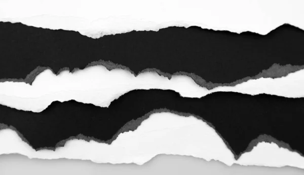 Yırtılmış Siyah Beyaz Kağıt Kenarları — Stok fotoğraf