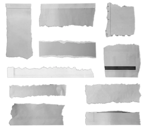 Düz Arkaplanda Parça Yırtık Kağıt — Stok fotoğraf