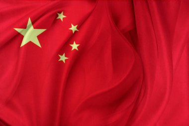 Dalgalanan Çin bayrağının yakın çekimi 