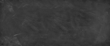 Tahta arka planda tebeşir temizlendi