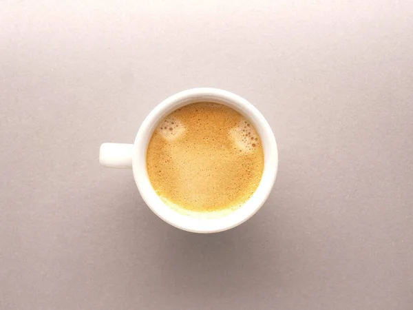 Lezzetli Kokulu Organik Espresso Ile Beyaz Espresso Bardağı Yukarıdan Manzara — Stok fotoğraf