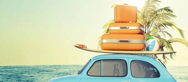 Retro Small Car Surfboard Travel Suitcases Front Vast Ocean Vacation — Stock Photo, Image