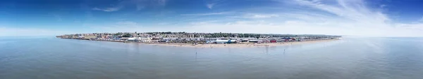Panorama Luftaufnahme Über Dem Meer Mit Blick Auf Die Küstenstadt — Stockfoto