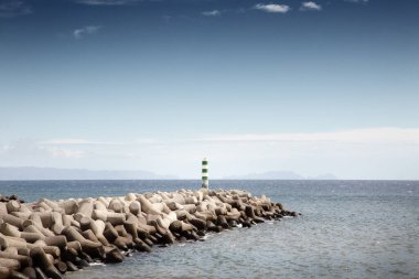Güney kıyısındaki Madeira 'ya bakıyorum.