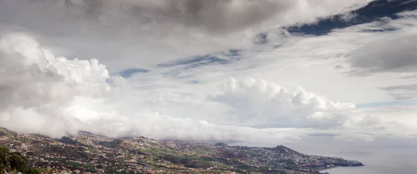 Una Impresionante Vista Encima Las Nubes Madeira Mountiain Portugal Con — Foto de Stock