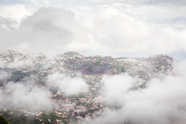 ポルトガルのフンシャルの雲の上で — ストック写真