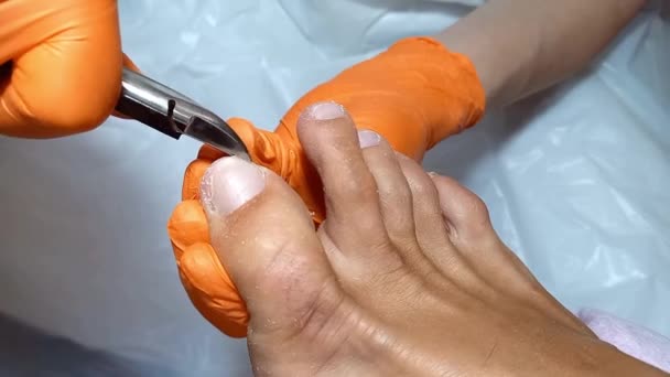 Kobieta Sprzętowym Zabiegu Pedicure Medycznego Salonie Spa Profesjonalna Pielęgnacja Palców — Wideo stockowe