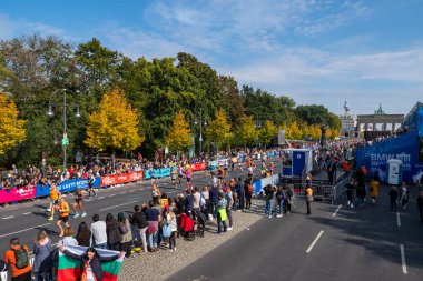 Berlin, Almanya - 25 Eylül 2022: Berlin, Almanya 'da yıllık maraton