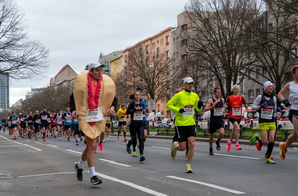 Berlin Jerman April 2023 Setengah Maraton Berlin Atlet Berjalan Otto — Stok Foto