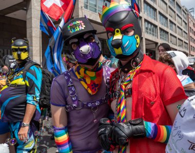 Berlin, Almanya - 23 Temmuz 2022 - Berlin 'de Christopher Street Day (CSD). Yıllık Avrupa LGBTQ kutlamaları.