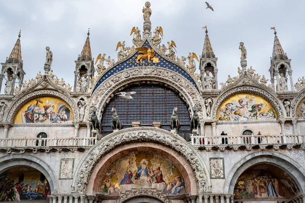意大利威尼斯圣马可大教堂立面 — 图库照片