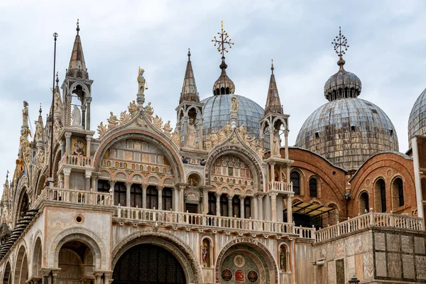 Gevel Van Basiliek Van San Marco Venetië Italië — Stockfoto