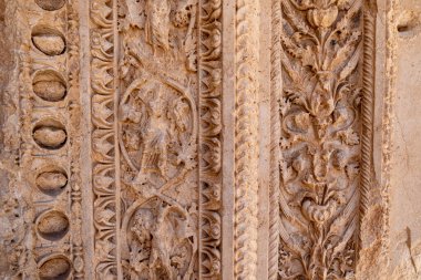 Baküs Tapınağı. Lübnan 'daki antik Baalbek kentinin kalıntıları.