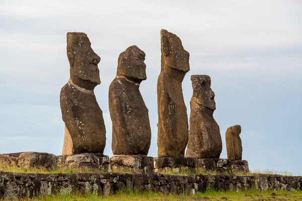 Complexo Cerimonial Tahai Rapa Nui Ilha Páscoa Polinésia Chilena Pôr — Fotografia de Stock