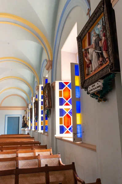 Interiér Notre Dame Des Anges Pondicherry Křesťanský Kostel Jižní Indie — Stock fotografie