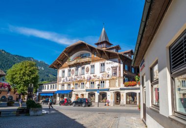  Oberammergau, Almanya 14 Ağustos 2022: Oberammergau, Almanya 'nın Garmisch-Partenkirchen eyaletinde yer alan bir şehirdir. 