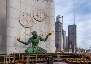 Detroit, Michigan, Amerika Birleşik Devletleri - 23 Kasım 2018: Detroit ruhu bir şehir Marshall Fredericks Detroit, Michigan tarafından oluşturulan bir büyük bronz heykel ile abidesi.