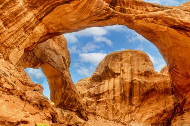 Arches Ulusal Parkı 'ndaki manzara, Utah, ABD