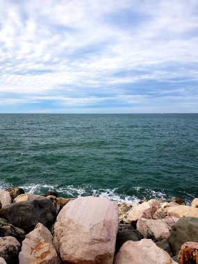 Deniz manzarası çok güzel. Doğa
