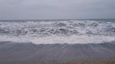 Deniz kıyısının güzel manzarası