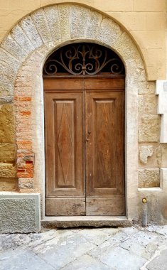 Kudüs şehrindeki antik evin kapısı.