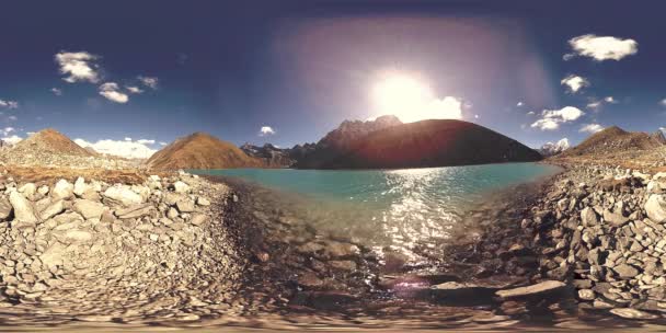 360 Gokyo Górskie Jezioro Sezonie Zimowym Dzikie Himalaje Dużej Wysokości — Wideo stockowe