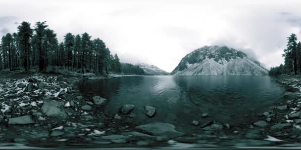 Kış Mevsiminde 360 Dağı Gölü Vahşi Sibirya Doğası Dağ Vadisi — Stok video