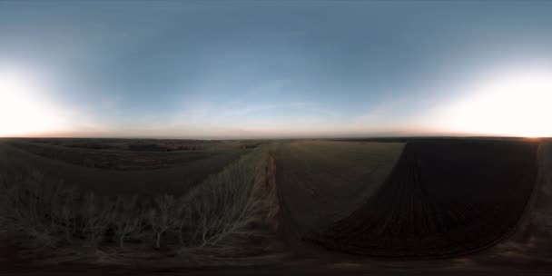360 Вид Воздуха Низкий Полет Над Сельским Летним Пейзажем Бесконечным — стоковое видео