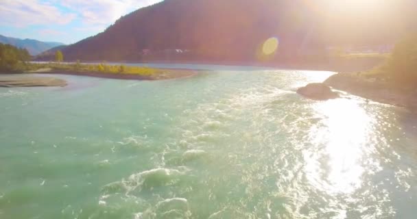 Letecký Úhel Pohledu Nízká Nadmořská Výška Letu Nad Čerstvou Horskou — Stock video