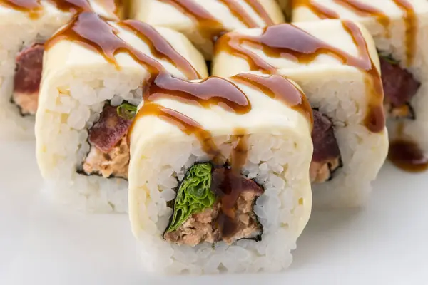 Sushi Szett Összetétele Fehér Háttér Előtt Japán Étterem Sushi Maki Jogdíjmentes Stock Fotók