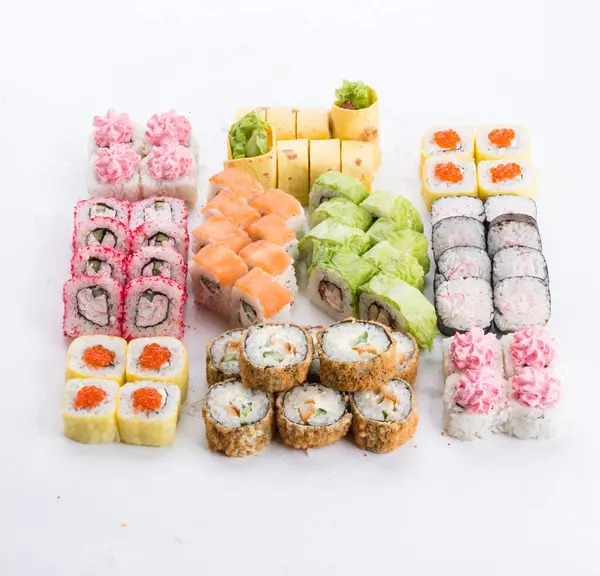 Set Sushi Composizione Sfondo Bianco Ristorante Giapponese Piatto Piatto Sushi Immagine Stock