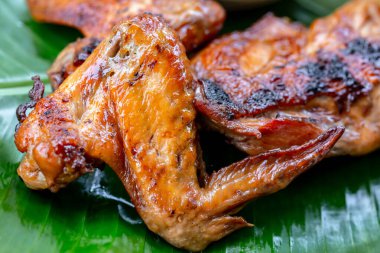 Grilled Chicken Wings with Chili Fish Sauce