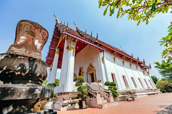 stock image Wat khang khao (Bat Temple) in Nonthaburi Province ,Thailand