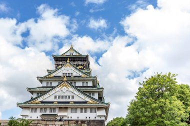 Osaka Kalesi ve çevre manzarası