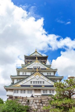 Osaka Kalesi ve çevre manzarası