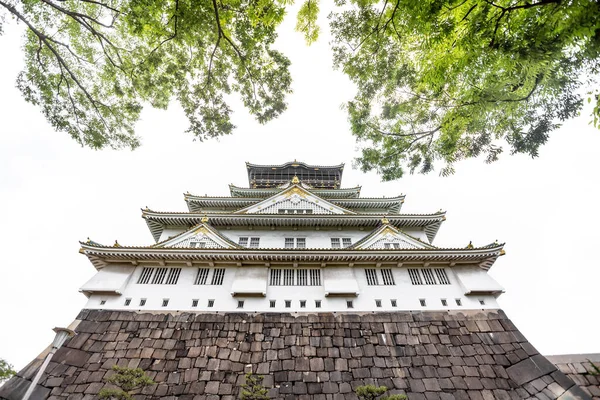 Osaka Kalesi ve çevre manzarası