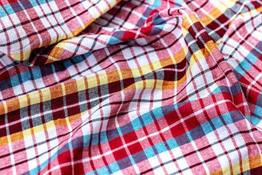 Peştamalının şebeke deseni eşsiz bir renge sahiptir..