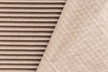 Kopya alanı için arkaplan olarak kahverengi kıvrımlı karton dokusu