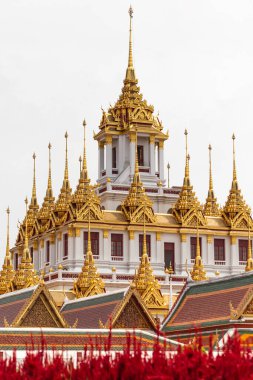 Wat Ratchanatdaram (Loha Prasat) Bangkok, Tayland.