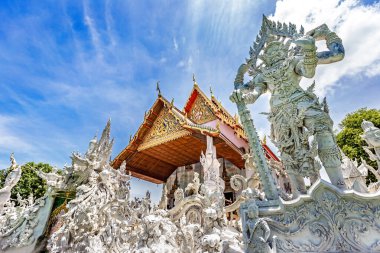 Wat rong Khun 'daki güzel mimari (Chiang Mai )