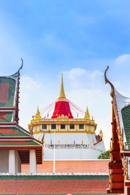 Wat Saket Tapınağı ya da Altın Dağ Tapınağı, Bangkok, Tayland.