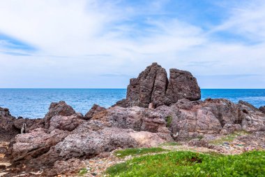 İspanya 'da Akdeniz' in güzel kayalık kıyıları.