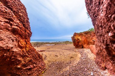 Güzel sahil ve deniz