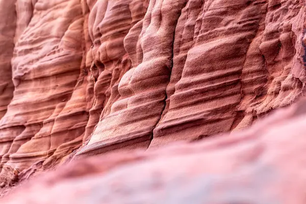 Utah, ABD 'de kumtaşı oluşumları. alışılmadık manzaralar..