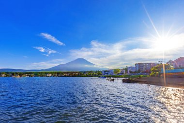 Chianyami 'deki Fuji Gölü' nün manzarası