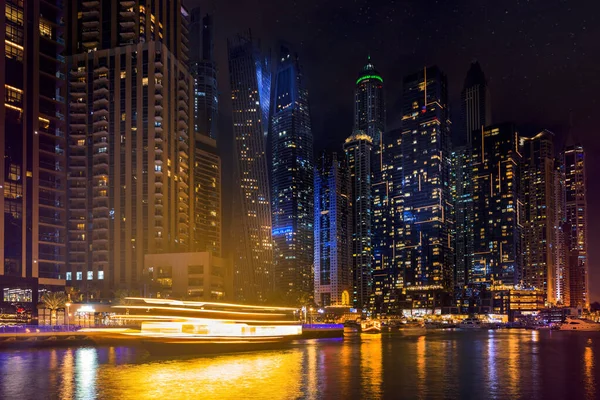 Dubai Marina Night Illuminated Skyscrapers Canal Boats Uae — Stock Fotó